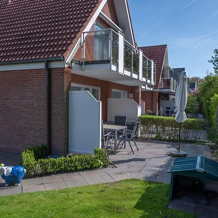 Haus Roseneck 1 *